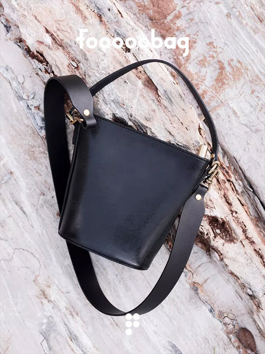 The Mini Bucket: Your Effortless, Everyday Style Essential